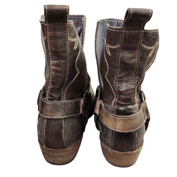 Bedstu Canada Western distressed leather v-cut ankle harness women's boots Sz 8 - Picture 12 of 13